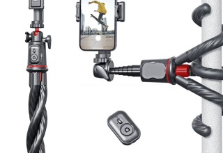 Selfie stick Triple Stand 360 rotation Extension phone stand remote Octopus Wireless Foldable Selfie stick Tripod with bluetooth